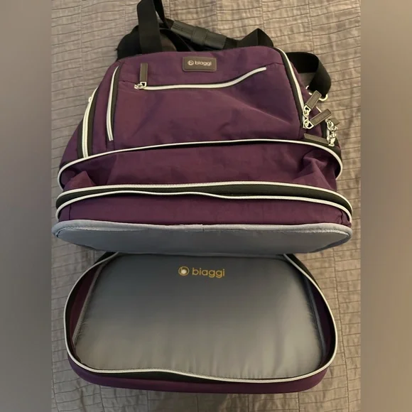 Biaggi Zipsak luggage under-seat expandable carry-on Purple bag roller wheels - Picture 4 of 9
